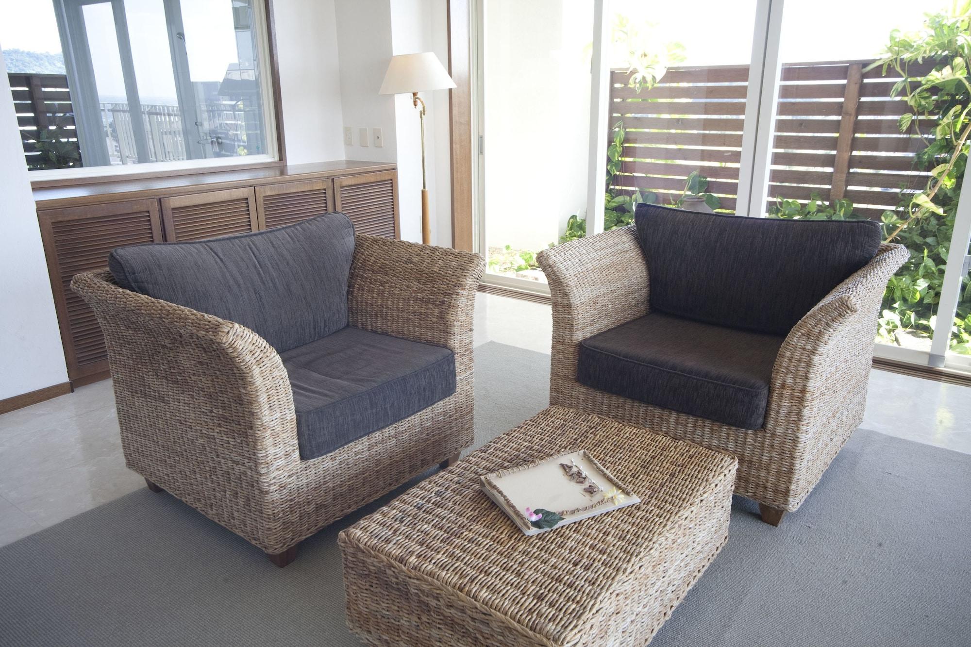 Terrace Garden Mihama Resort Chatan Exteriör bild